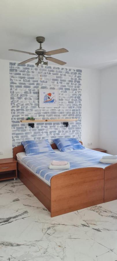 Apartmani Centar Seline Paklenica Exteriör bild